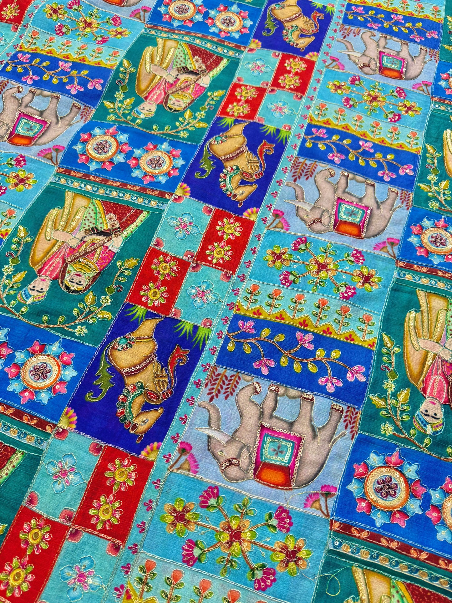 👸🤴Execlusive 😍design in raja Rani position printed ♥️chenon fabric 44width
