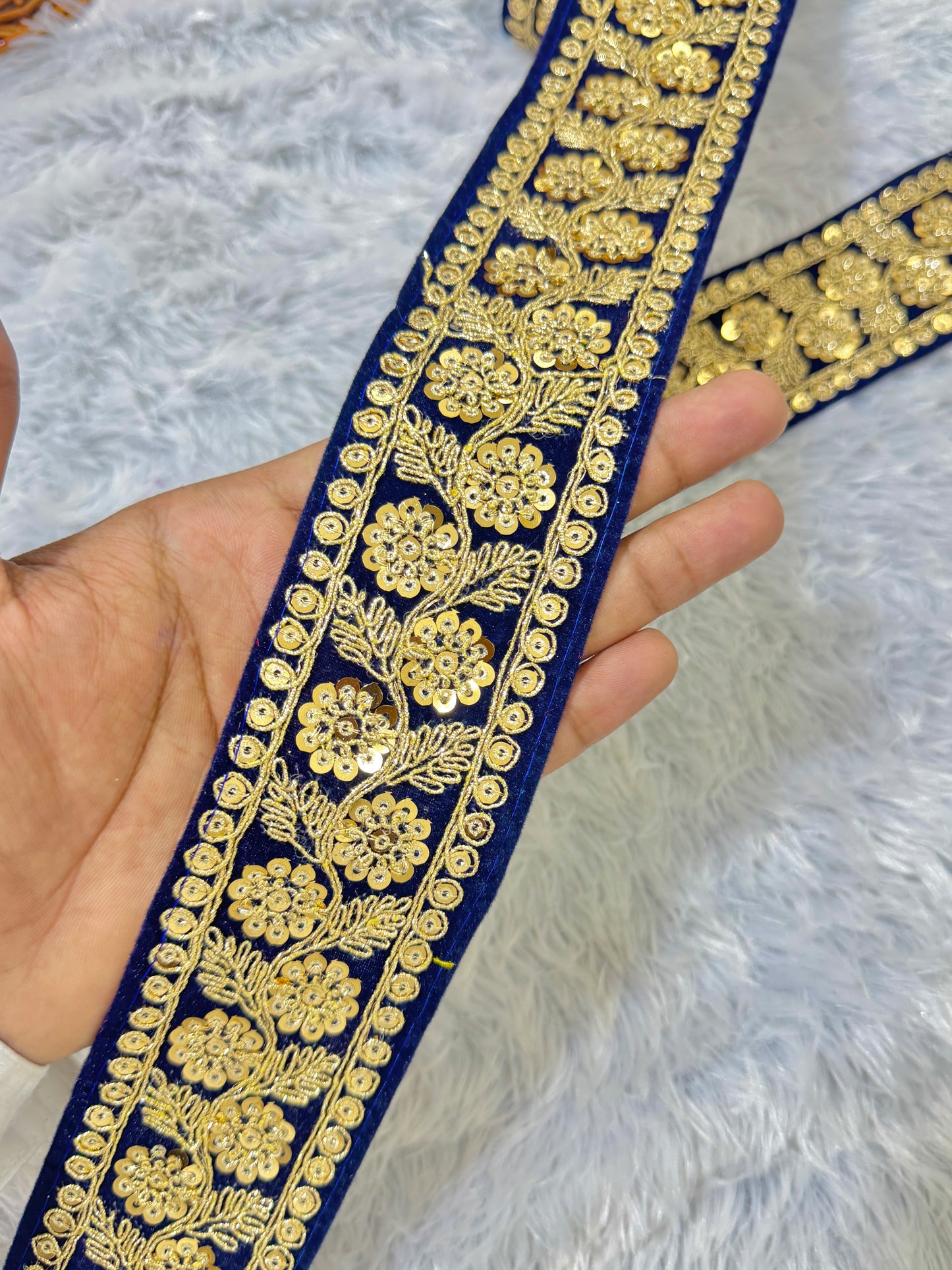 Luxury 🌸 flower Desing velvet fabrics with sequins work for lehanga dress blouse and etc pack of 9 meter