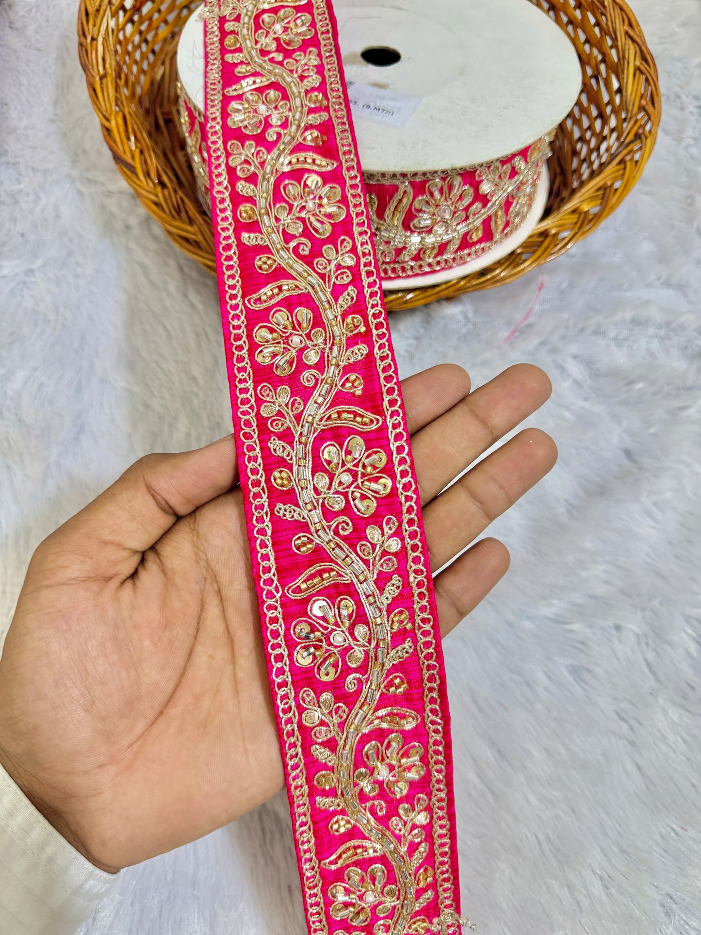 hand made cutdana lace border - peremium quality intricate embellishments for saare , lehengas bridal couture and luxury home decor pink