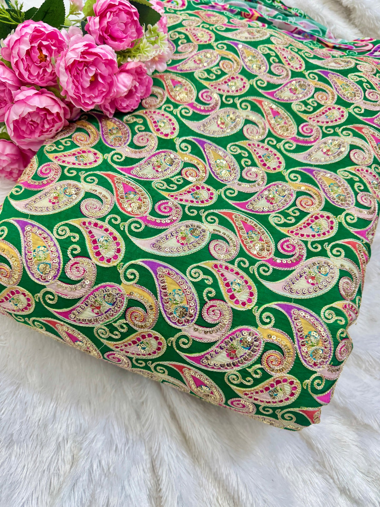 đź‘—LUXURY NATURAL CRAPE FLORAL PRINT EMBROIDERY WITH SEQUINS 44 INCH WIDTH
