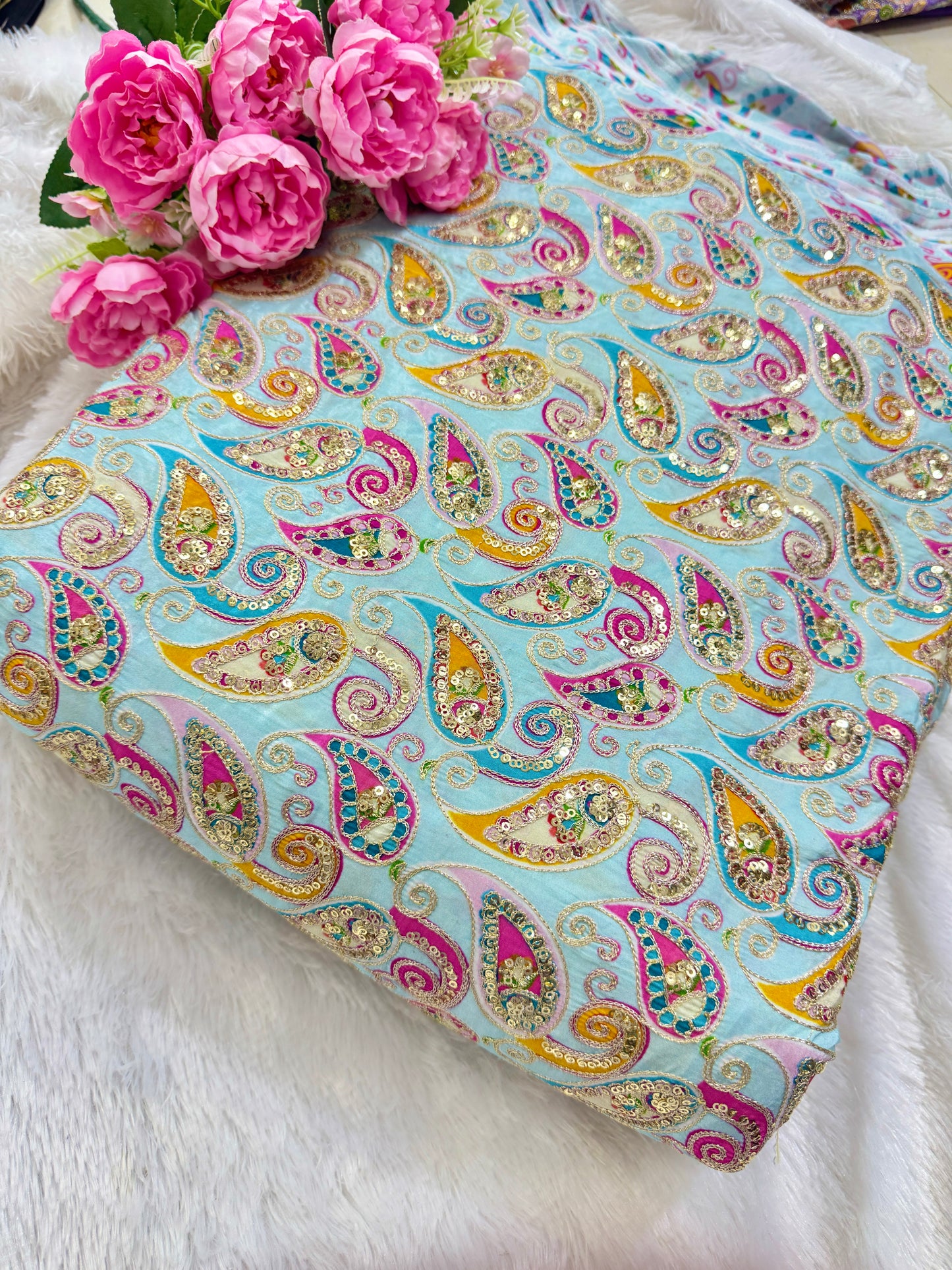đź‘—LUXURY NATURAL CRAPE FLORAL PRINT EMBROIDERY WITH SEQUINS 44 INCH WIDTH