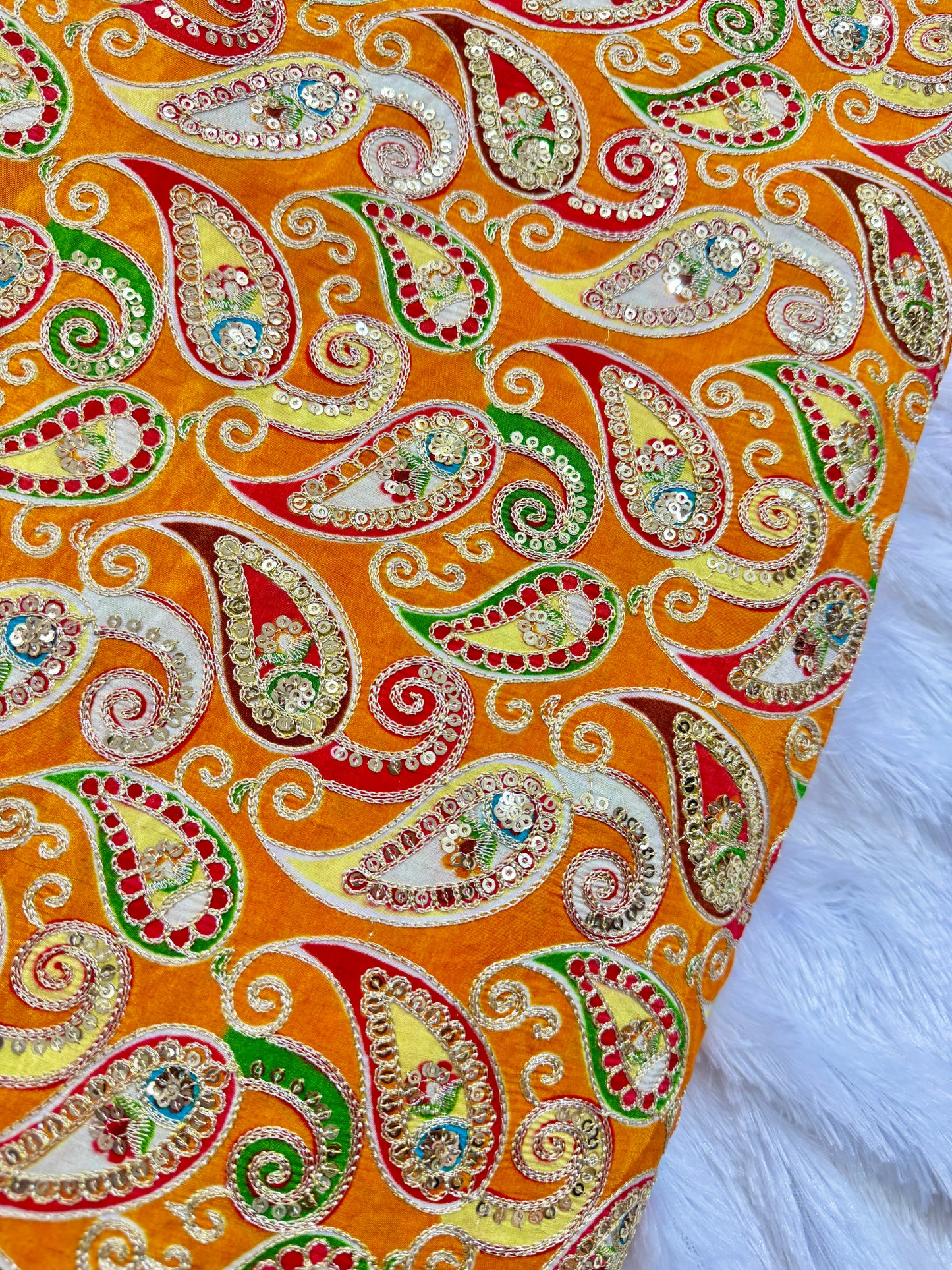 đź‘—LUXURY NATURAL CRAPE FLORAL PRINT EMBROIDERY WITH SEQUINS 44 INCH WIDTH