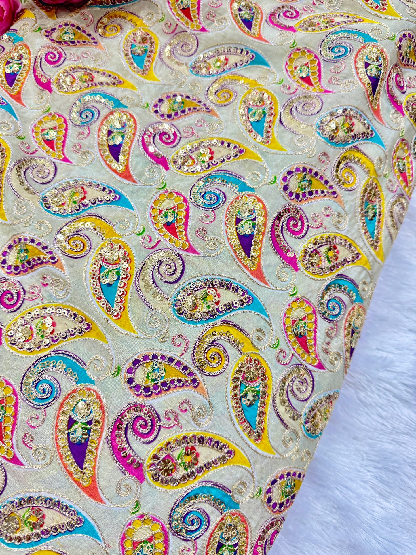 đź‘—LUXURY NATURAL CRAPE FLORAL PRINT EMBROIDERY WITH SEQUINS 44 INCH WIDTH