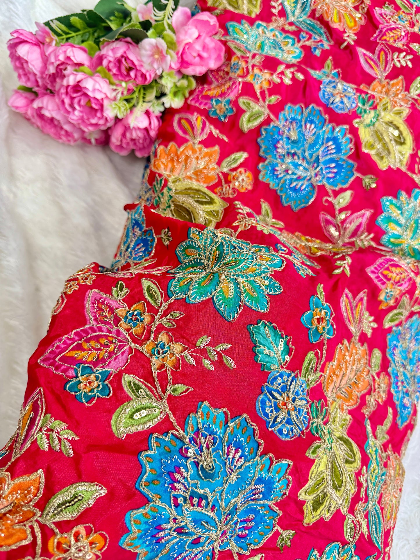 đź‘—LUXURY NATURAL CRAPE FLORAL PRINT EMBROIDERY WITH SEQUINS 44 INCH WIDTH RED