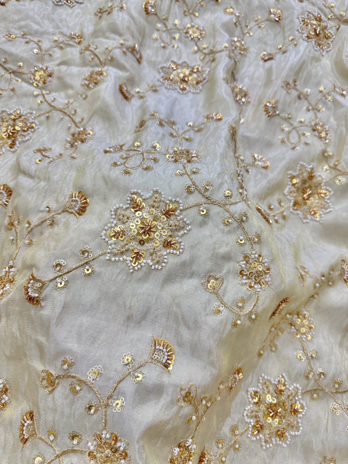 đź‘—ZARI TISSUE HANDWORK EMBROIDERY 44-45 INCH WIDTH (DYBLE )