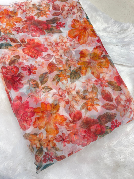 🥰Printed organza fabric 👗features a delicate floral print in a beautiful 🥹 44inch width