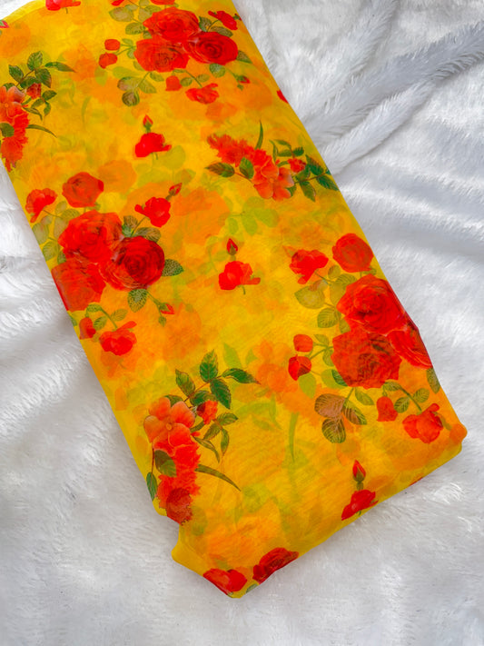 🥰Printed organza fabric 👗features a delicate floral print in a beautiful 🥹 44inch width