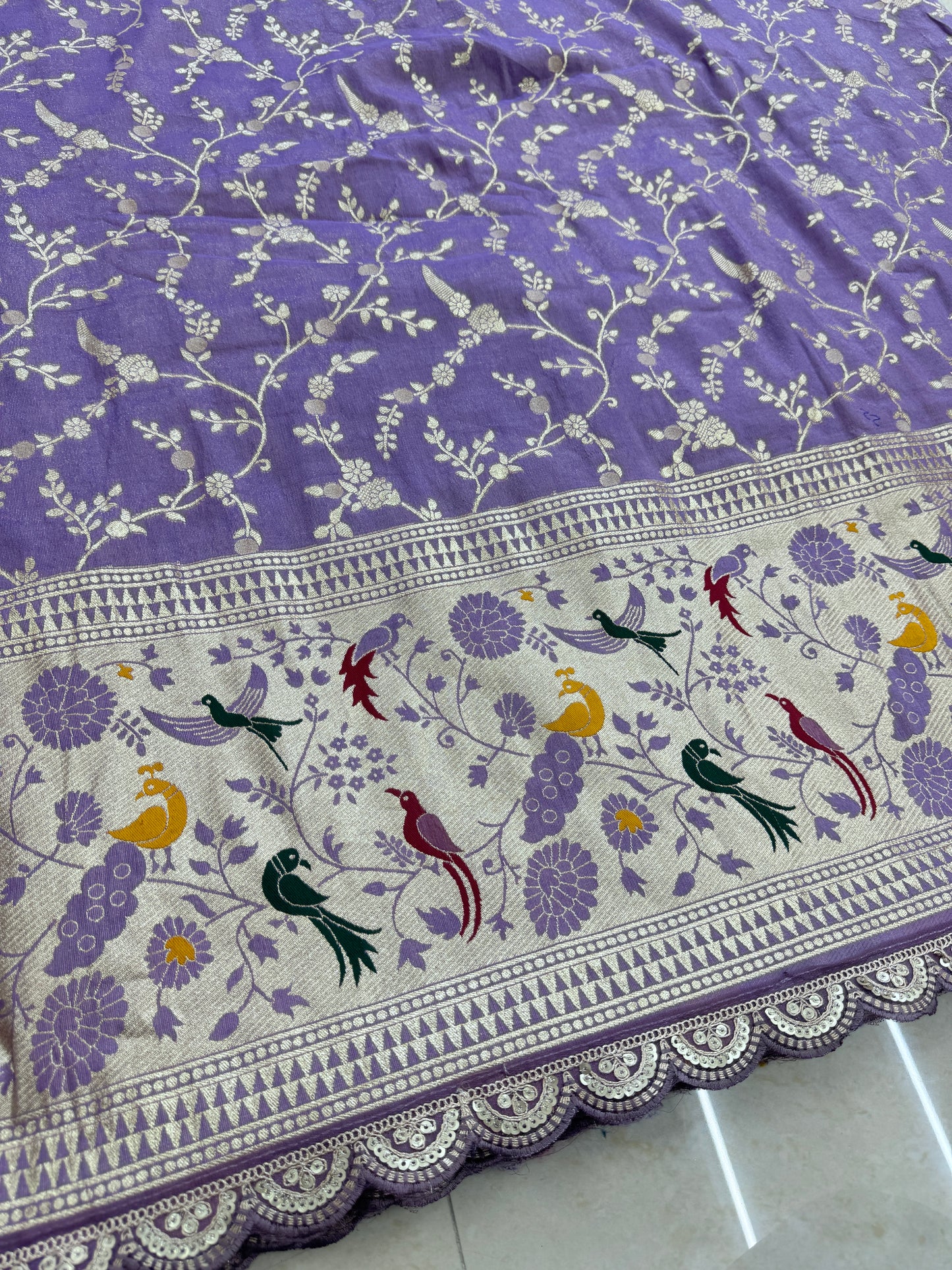 Tissu banarasi fabrics paitanick border with lace birds Desing 45-46 inch width