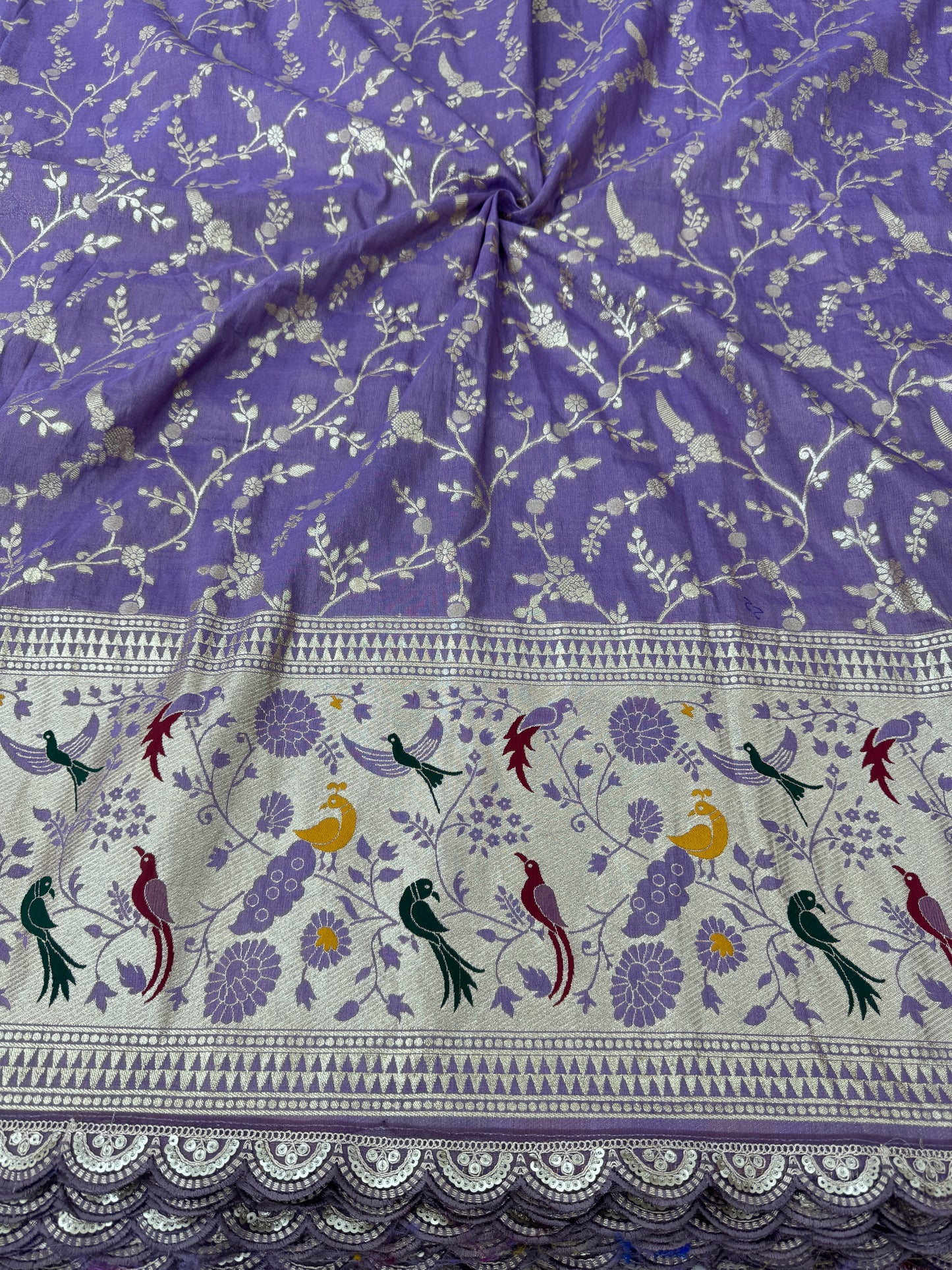 Tissu banarasi fabrics paitanick border with lace birds Desing 45-46 inch width