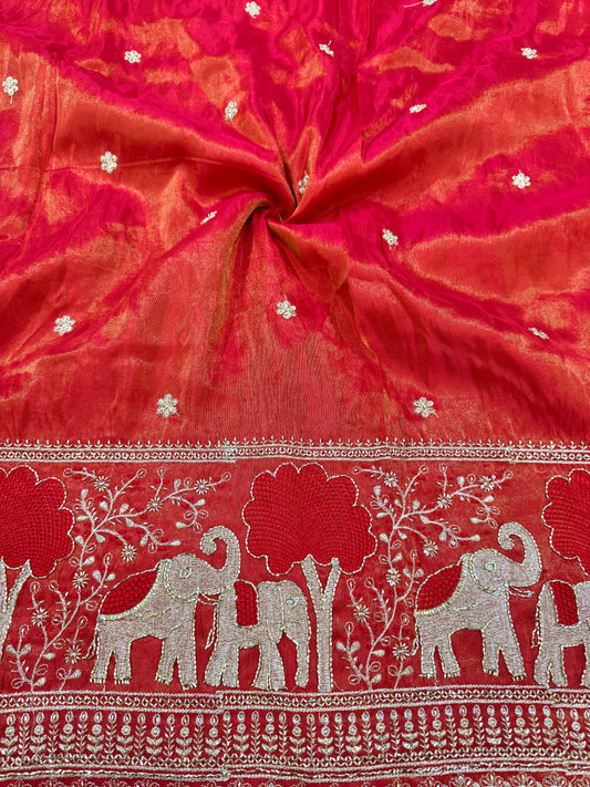 tissu with Golden Zari Elephant Border & Floral beats Weave 44-45width