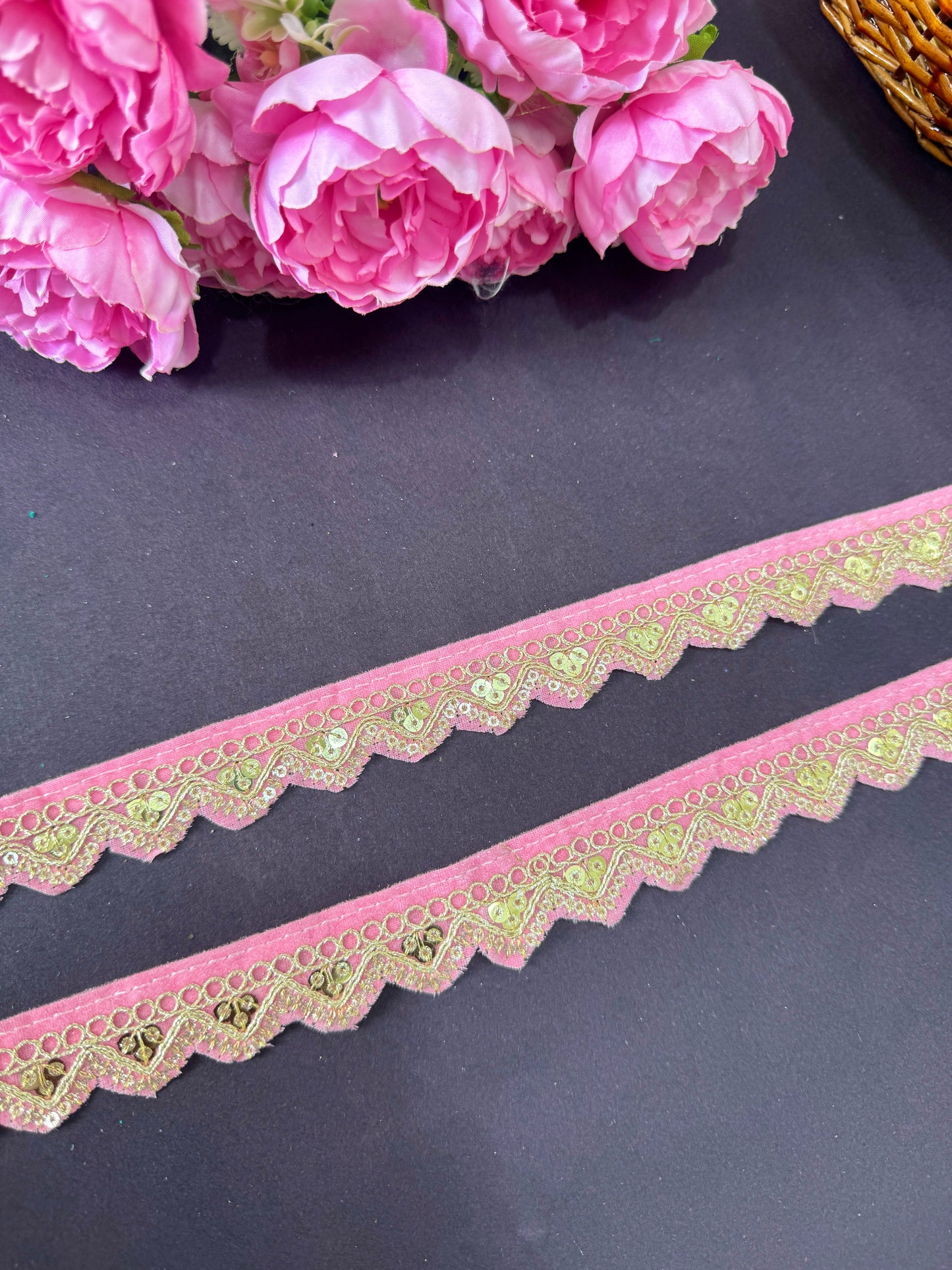 Velvet Zari Embroidery Lace Border – Zig Zag Design, 1 Inch Wide