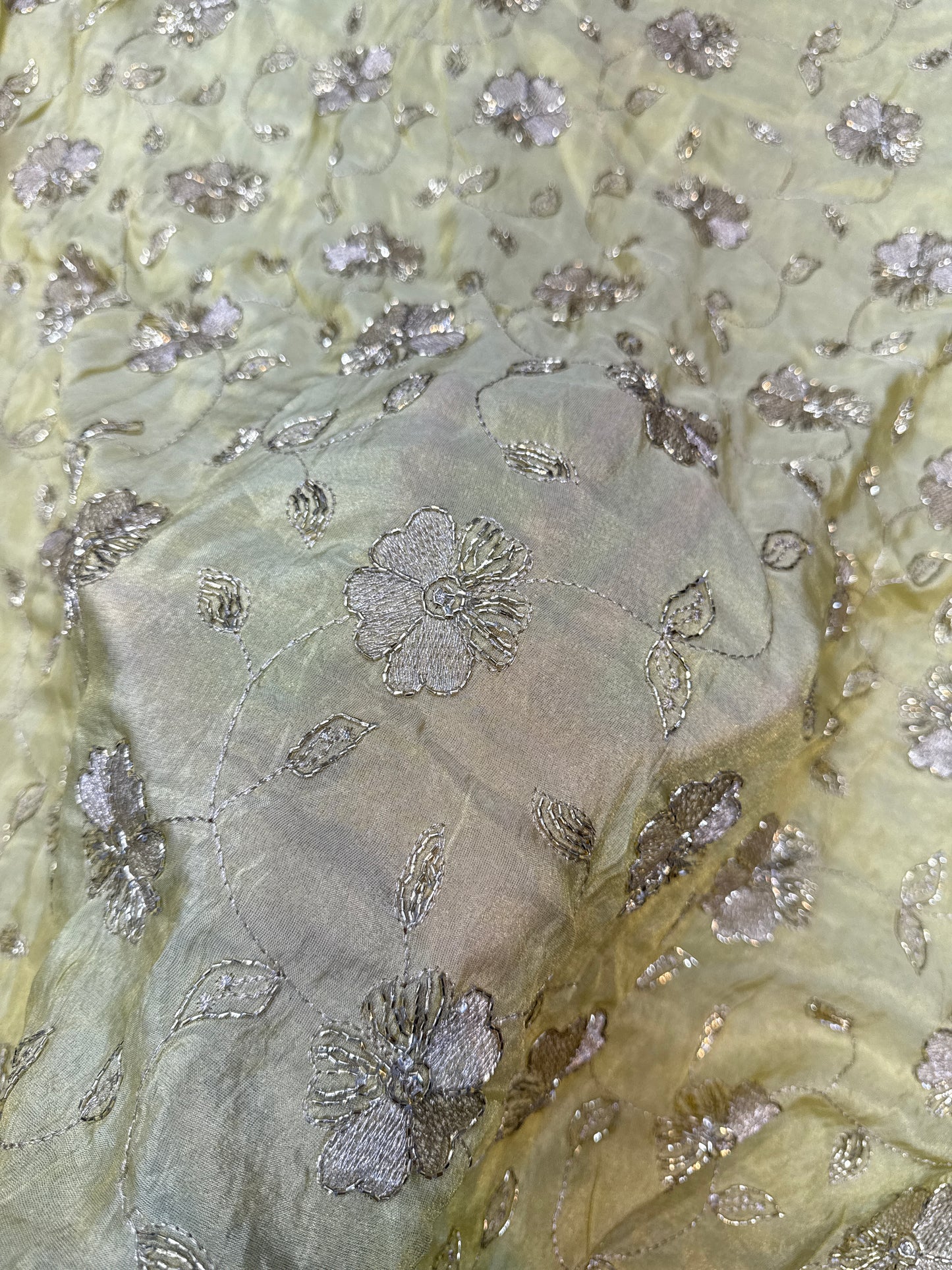 tissue fabrice flower desing golden beats work all over work 44-45 inch width