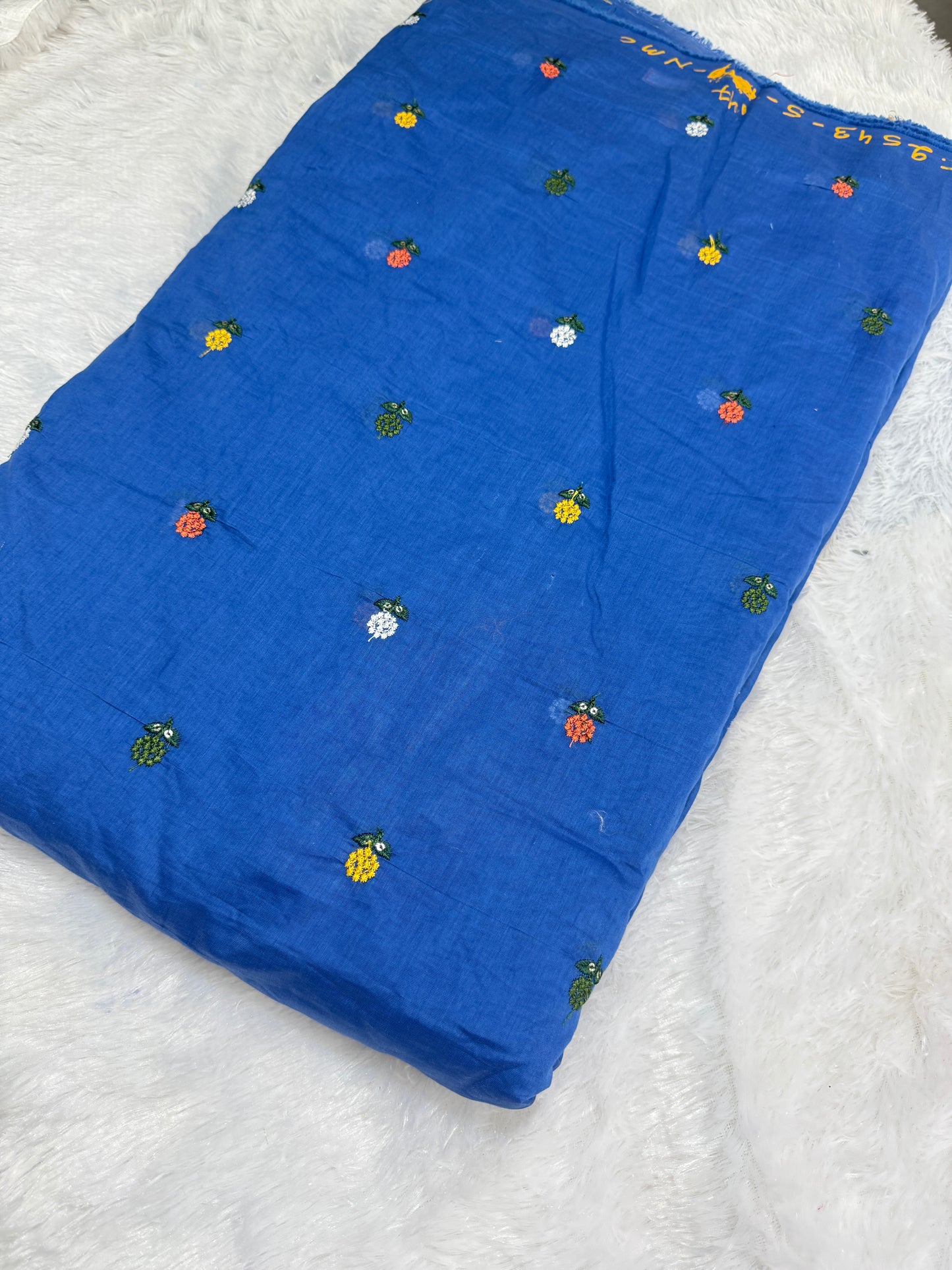 Bright blue  flower 🌼 💕Embroidered mal  cotton Floral Fabric 44width