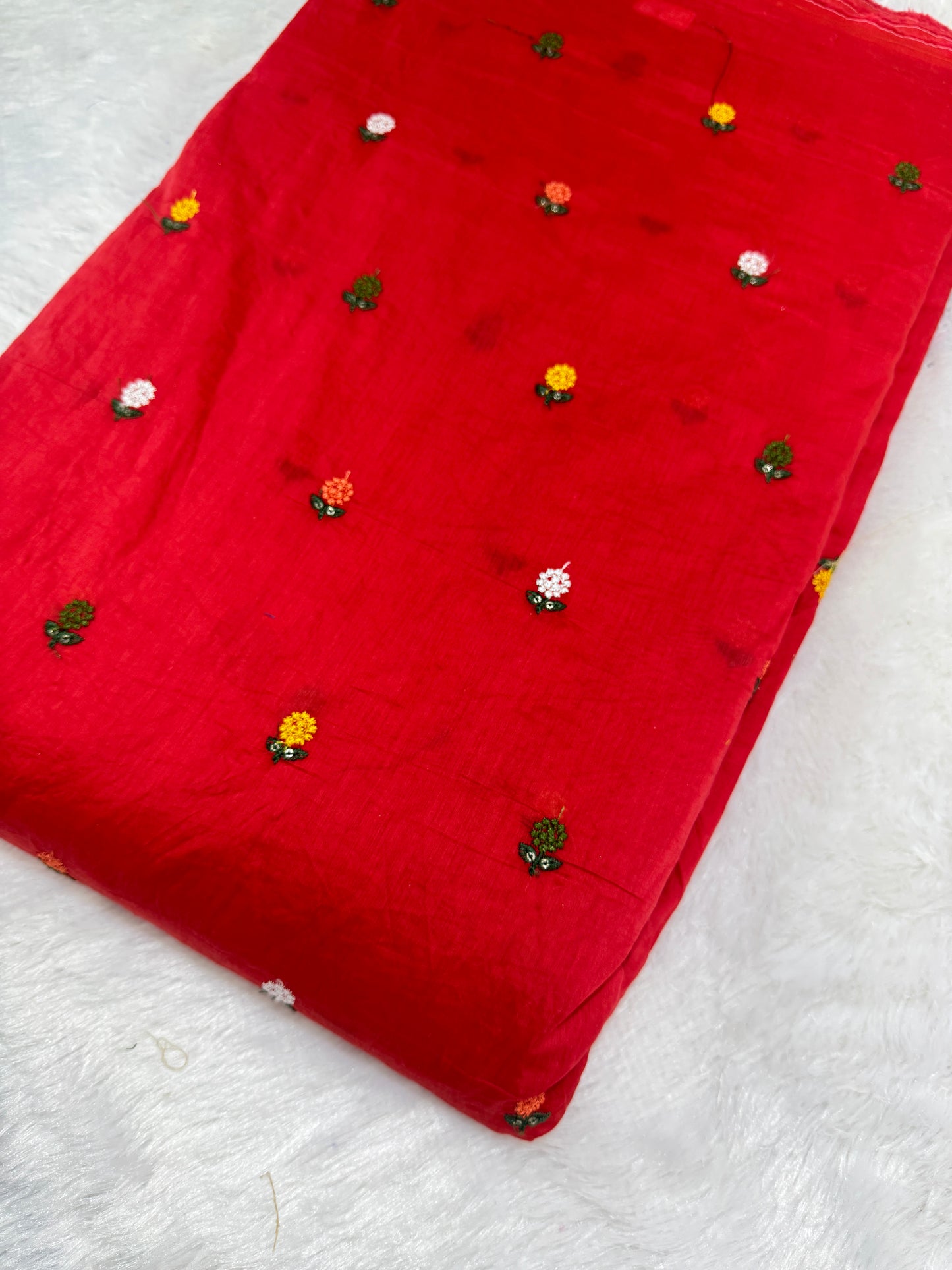 Bright red flower 🌼 💕Embroidered mal  cotton Floral Fabric 44width