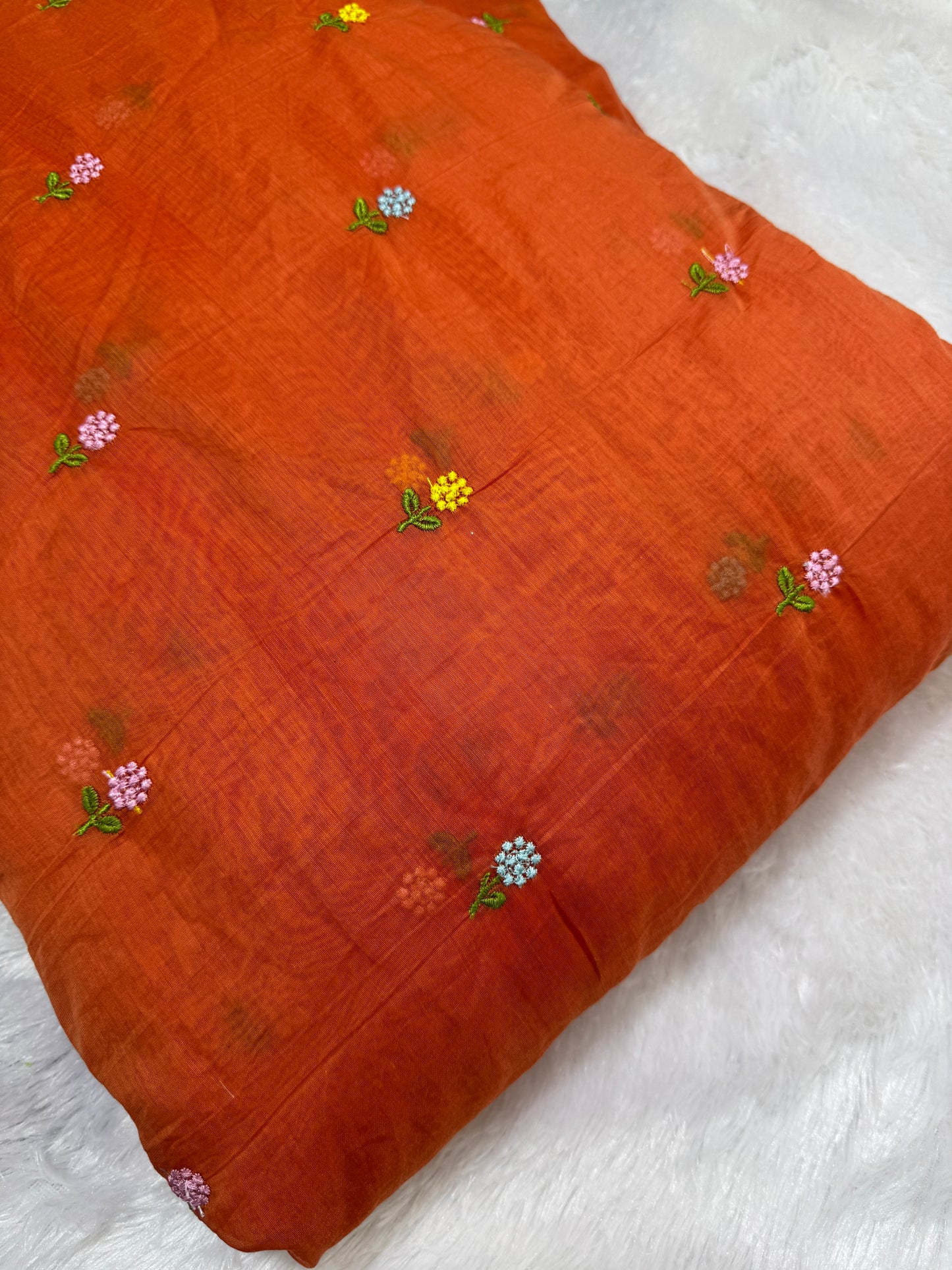 0range flower 🌼 💕Embroidered mal  cotton Floral Fabric 44width
