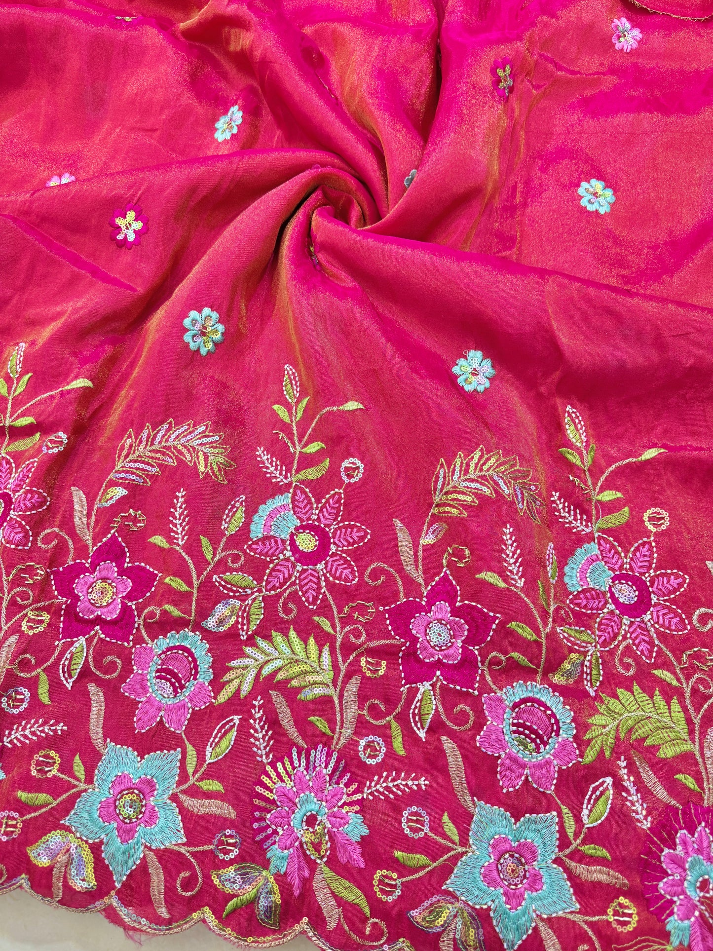 BEAUTIFUL PINK 😍PURE VICOUSE TISSUE MULTI FLOWER 🧵 EMBROIDERY WITH 🌺CUTWORK BORDER 44INCH WIDTH