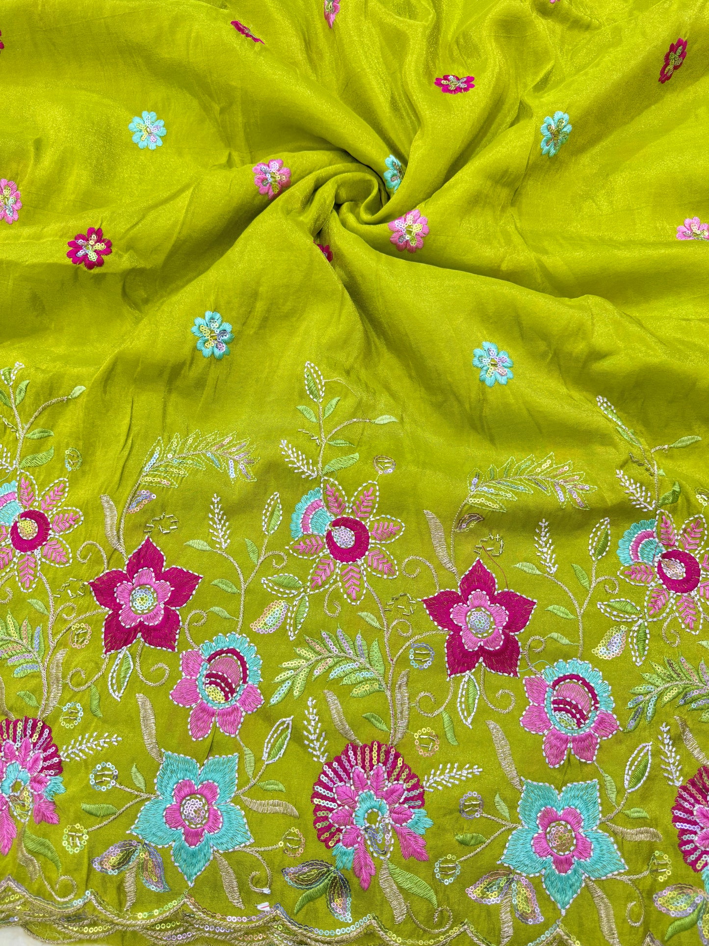 BEAUTIFUL 😍PURE VICOUSE TISSUE MULTI FLOWER 🧵 EMBROIDERY WITH 🌺CUTWORK BORDER 44INCH WIDTH