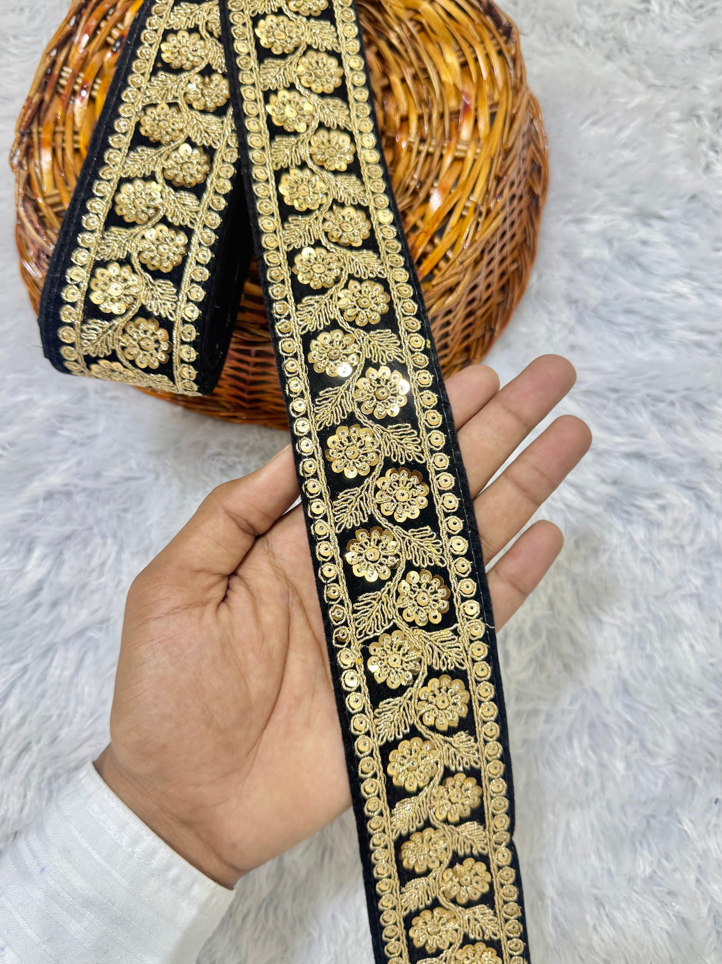 Luxury  🌸 flower Desing velvet fabrics with sequins work for  lehanga dress blouse and etc pack of 9 meter black lace border sare lehaga blouse