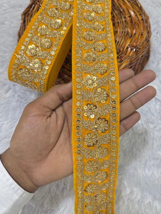 Luxury  🌸 flower Desing velvet fabrics with sequins work for lehanga dress blouse and etc pack of 9 meter lace border