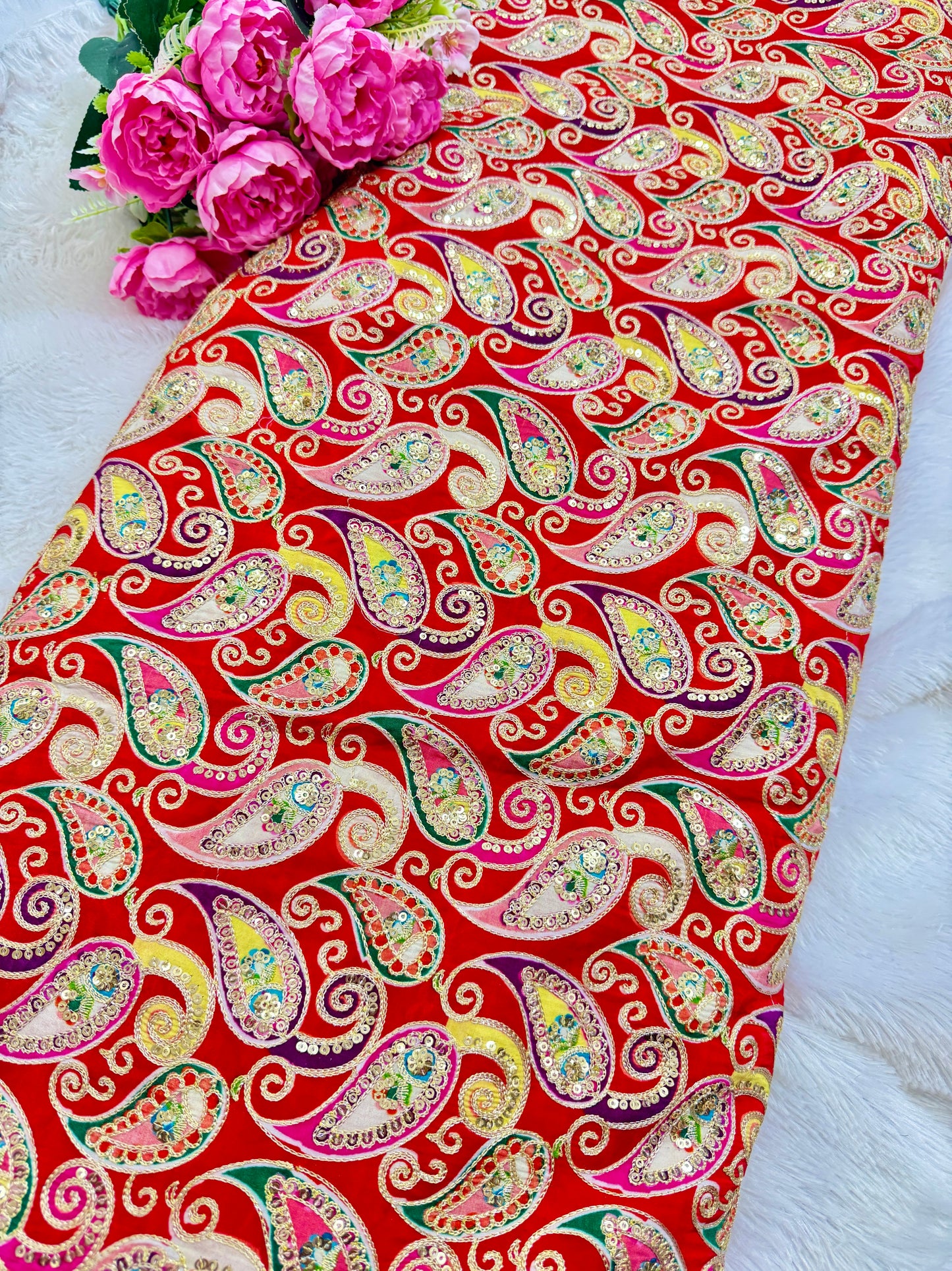 👗LUXURY NATURAL CRAPE  FLORAL PRINT  EMBROIDERY WITH SEQUINS 44 INCH  WIDTH RED