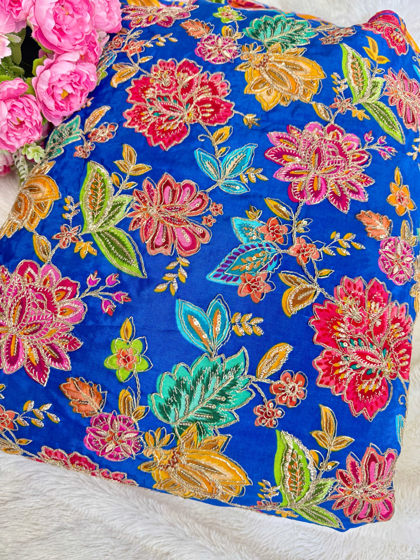 👗LUXURY NATURAL CRAPE  FLORAL PRINT  EMBROIDERY WITH SEQUINS 44 INCH  WIDTH blue