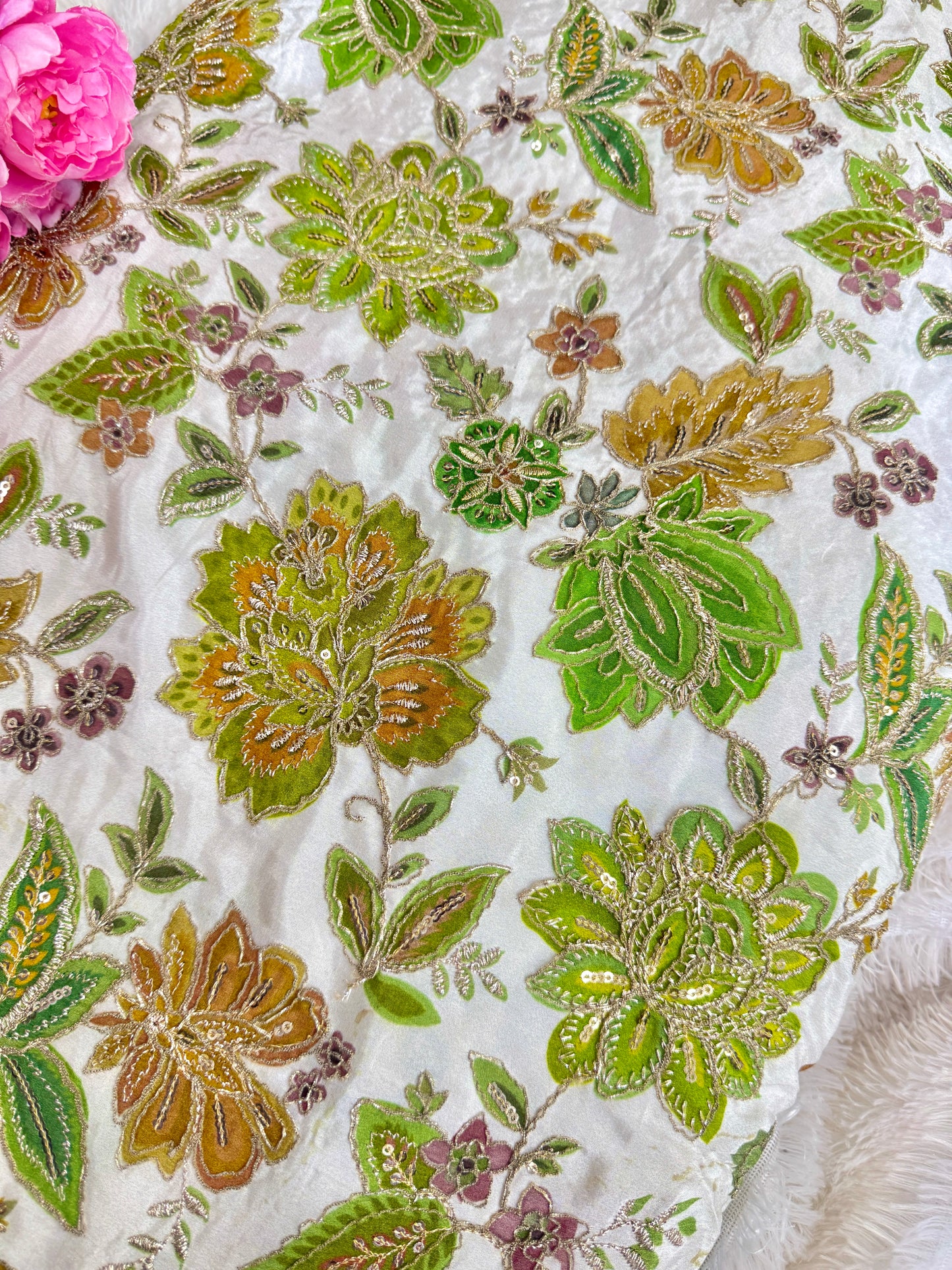 👗LUXURY NATURAL CRAPE  FLORAL PRINT  EMBROIDERY WITH SEQUINS 44 INCH  WIDTH PARROT GREEN WITH WHITE BASE