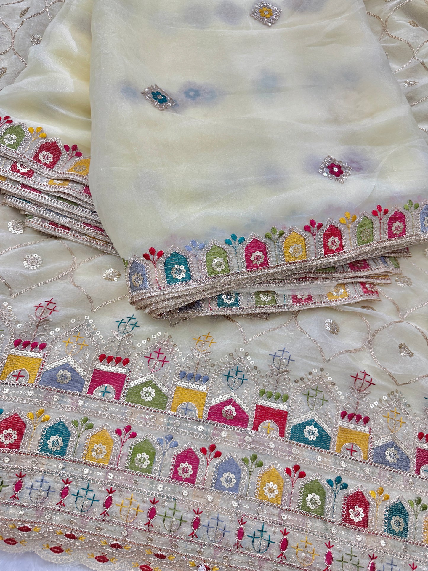 Beautiful Fendy fabrics with multi embroidery work 🎨44inch width half white
